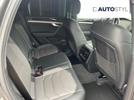 VW Touareg R-Line 3.0 diesel 210kW