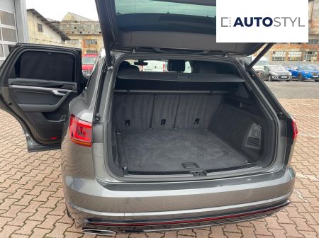 VW Touareg R-Line 3.0 diesel 210kW